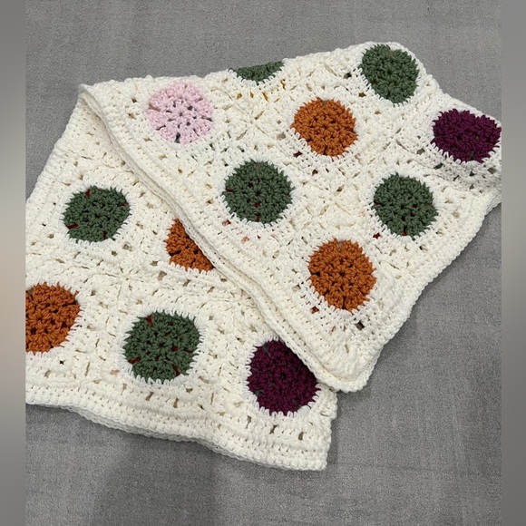 ❤️Host Picks❤️[32”*32”]Project Linus Canada Crochet Blanket - NWOT - Picture 1 of 5